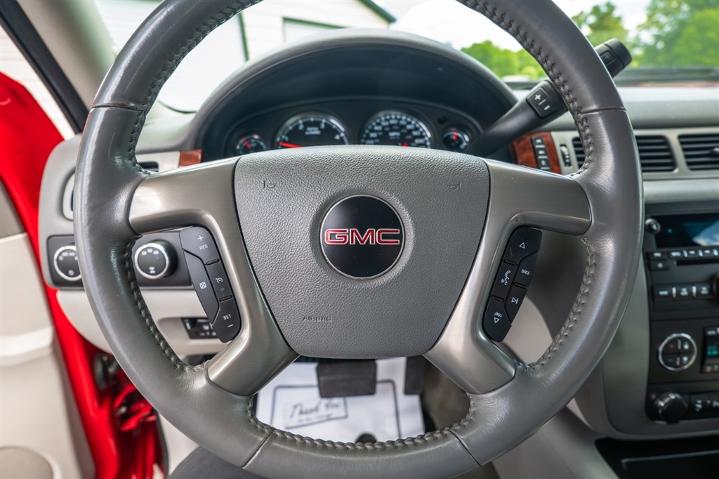 GMCSierra 3500HD SLT Crew Cab 4WD21