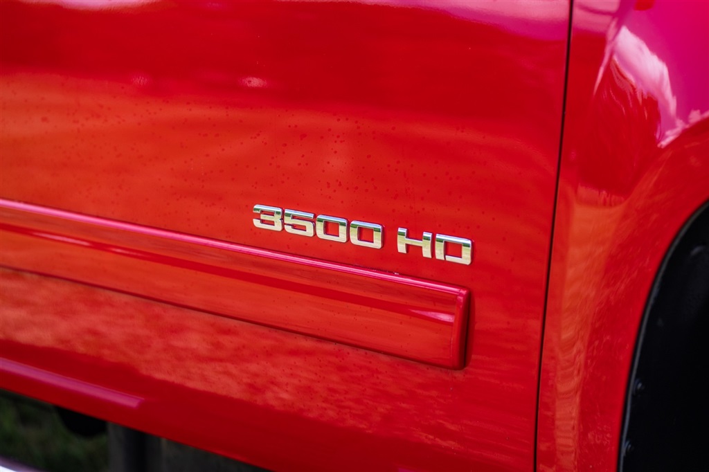 GMCSierra 3500HD SLT Crew Cab 4WD8