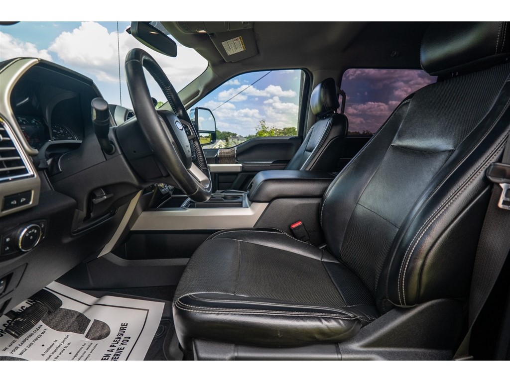 FordF-250 SD Lariat Crew Cab 4WD18