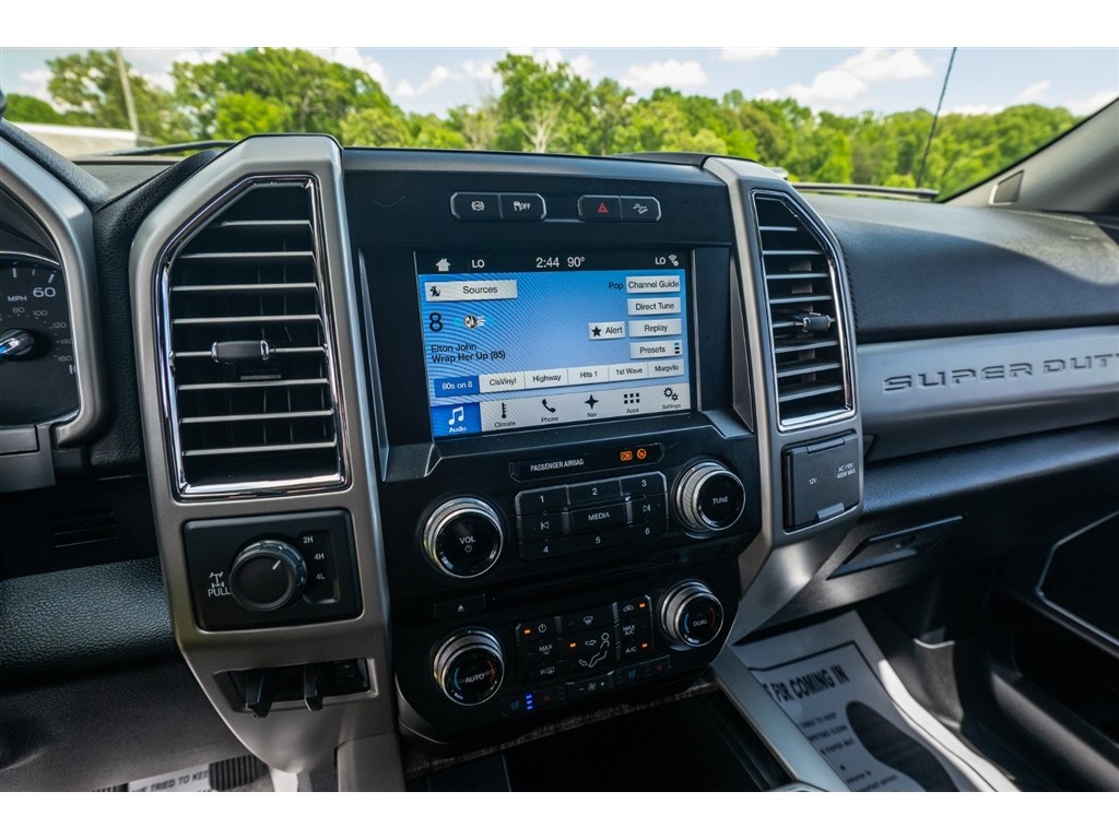 FordF-250 SD Lariat Crew Cab 4WD24