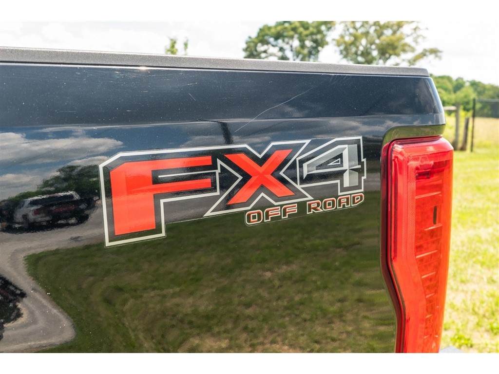 FordF-250 SD Lariat Crew Cab 4WD40