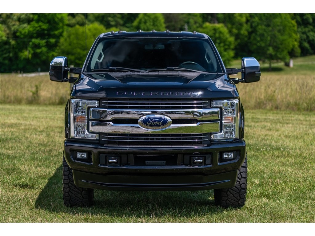 FordF-250 SD Lariat Crew Cab 4WD5