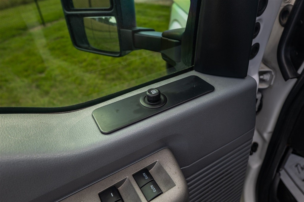 FordF-250 SD XLT Crew Cab 4WD12