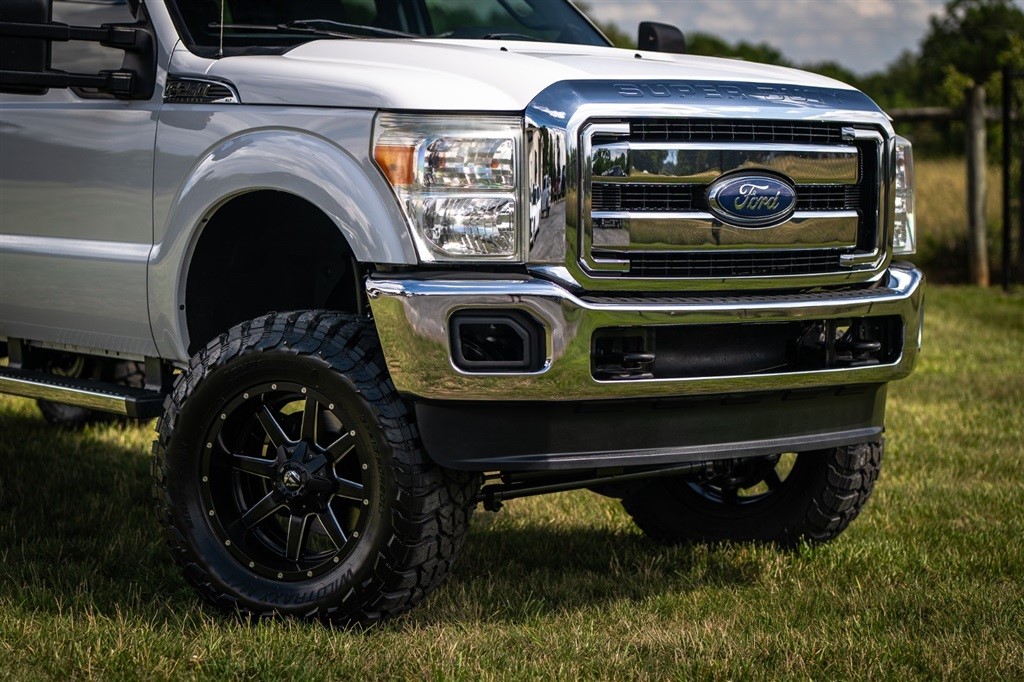 FordF-250 SD XLT Crew Cab 4WD2