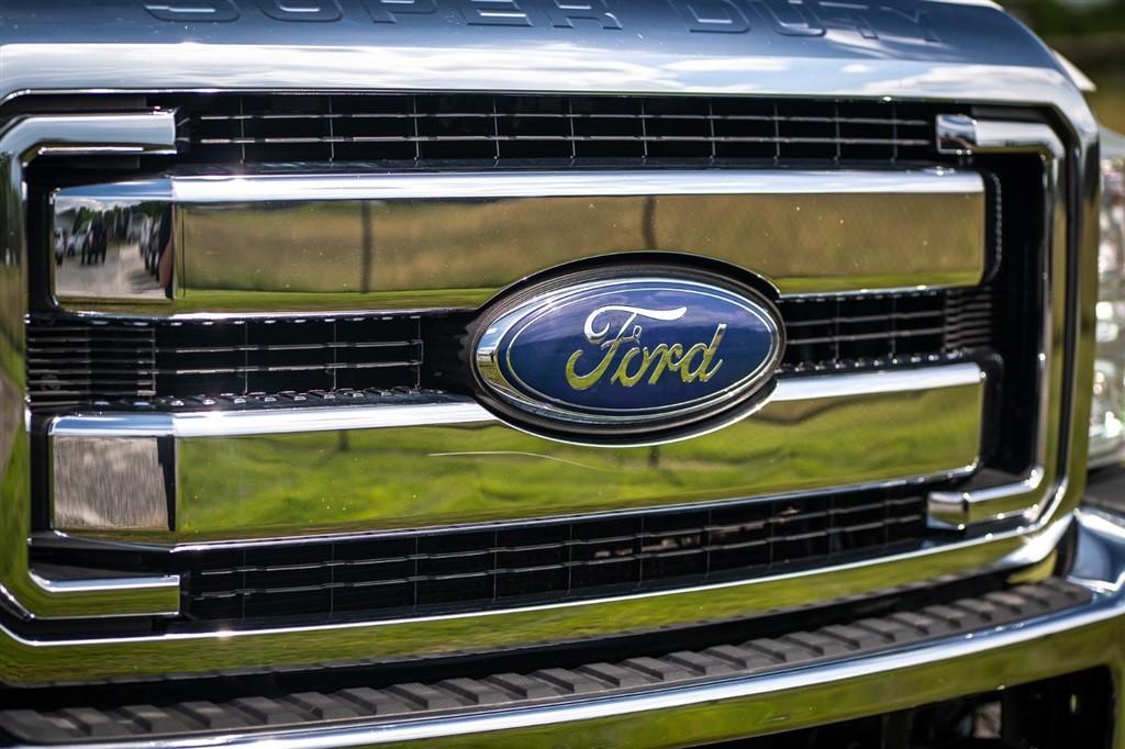 FordF-250 SD XLT Crew Cab 4WD3