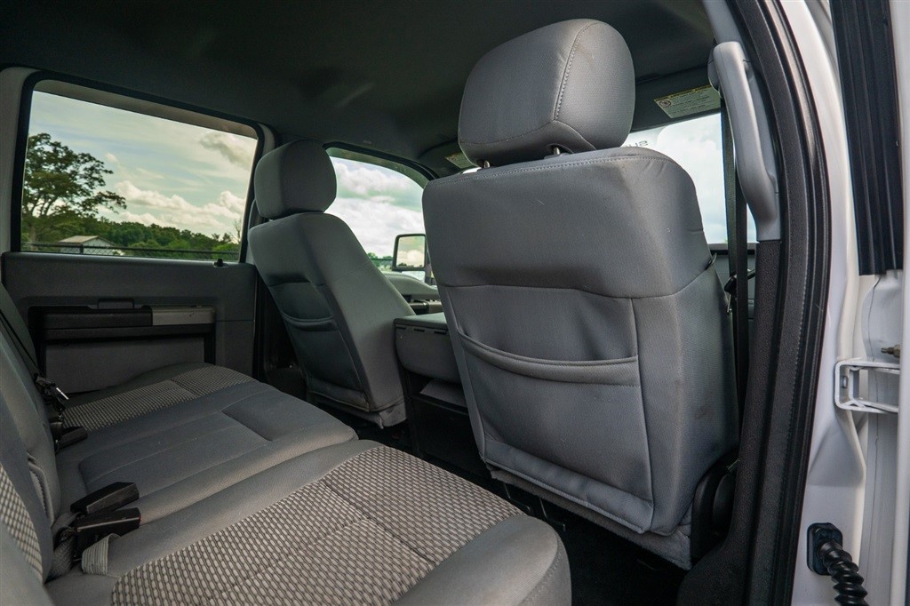 FordF-250 SD XLT Crew Cab 4WD34