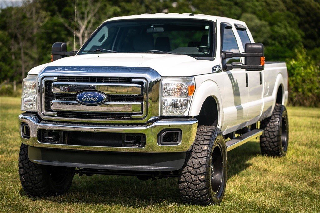 FordF-250 SD XLT Crew Cab 4WD5