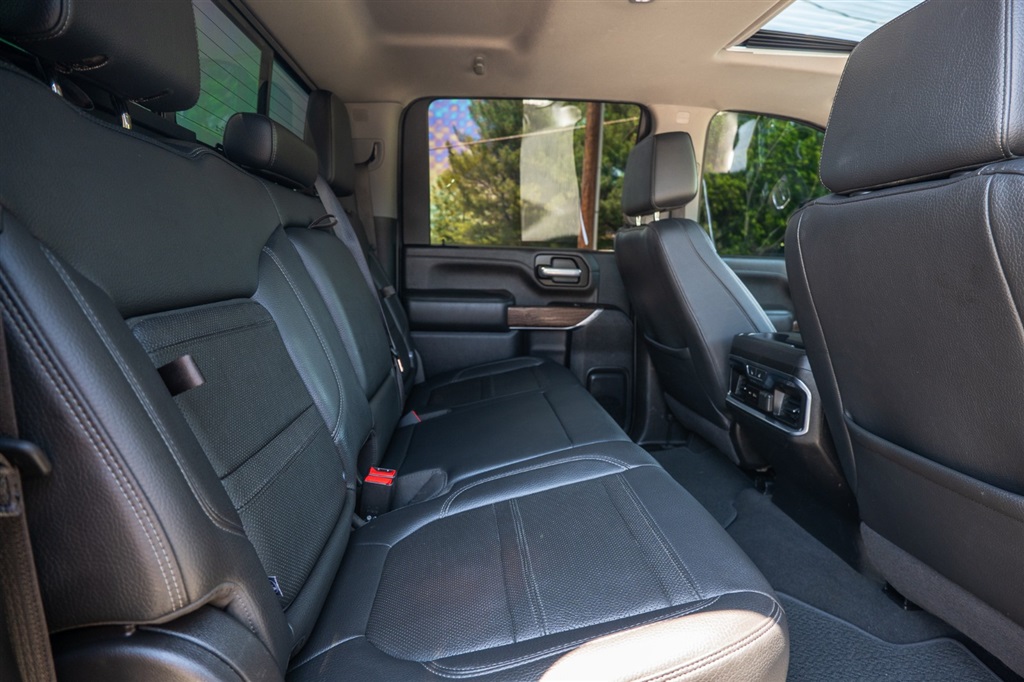 GMCSierra 2500HD Den37