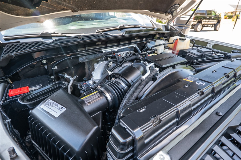 GMCSierra 2500HD Den43