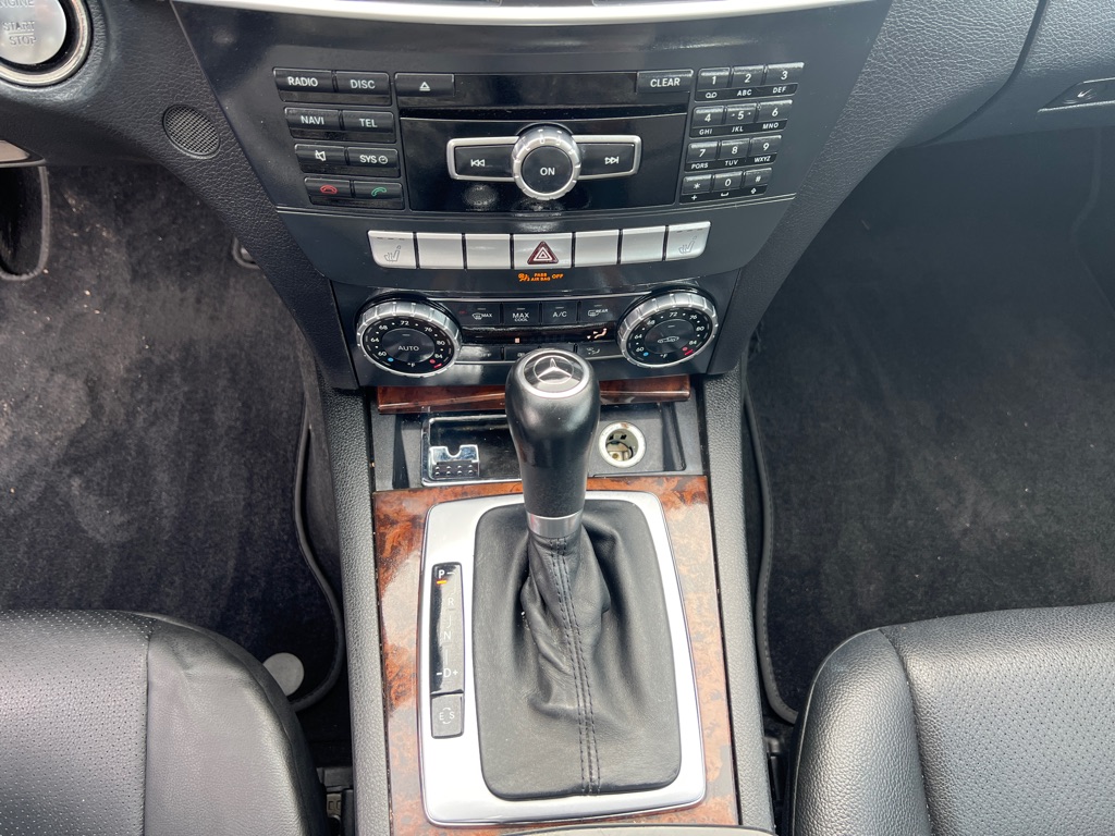 2013 Mercedes-Benz C-Class C250 Luxury photo