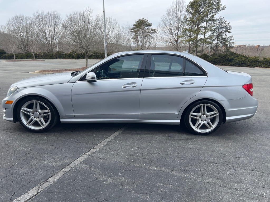 2013 Mercedes-Benz C-Class C250 Luxury photo