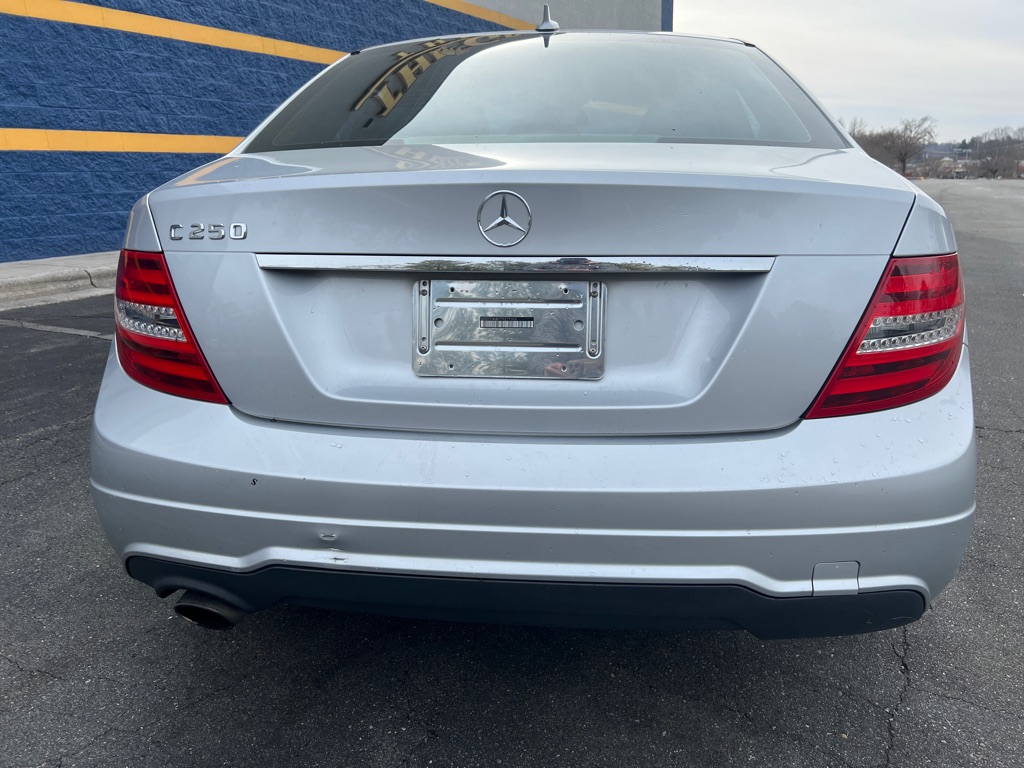 2013 Mercedes-Benz C-Class C250 Luxury photo