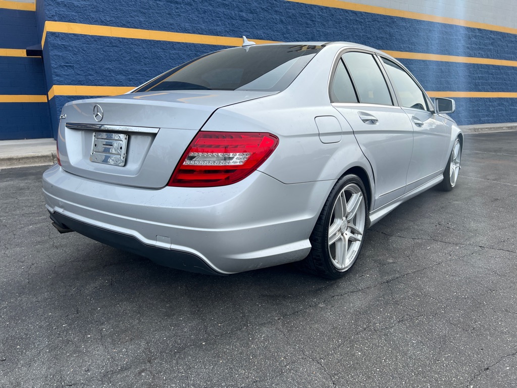 2013 Mercedes-Benz C-Class C250 Luxury photo
