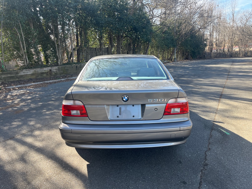 2002 BMW 5-Series 530i photo