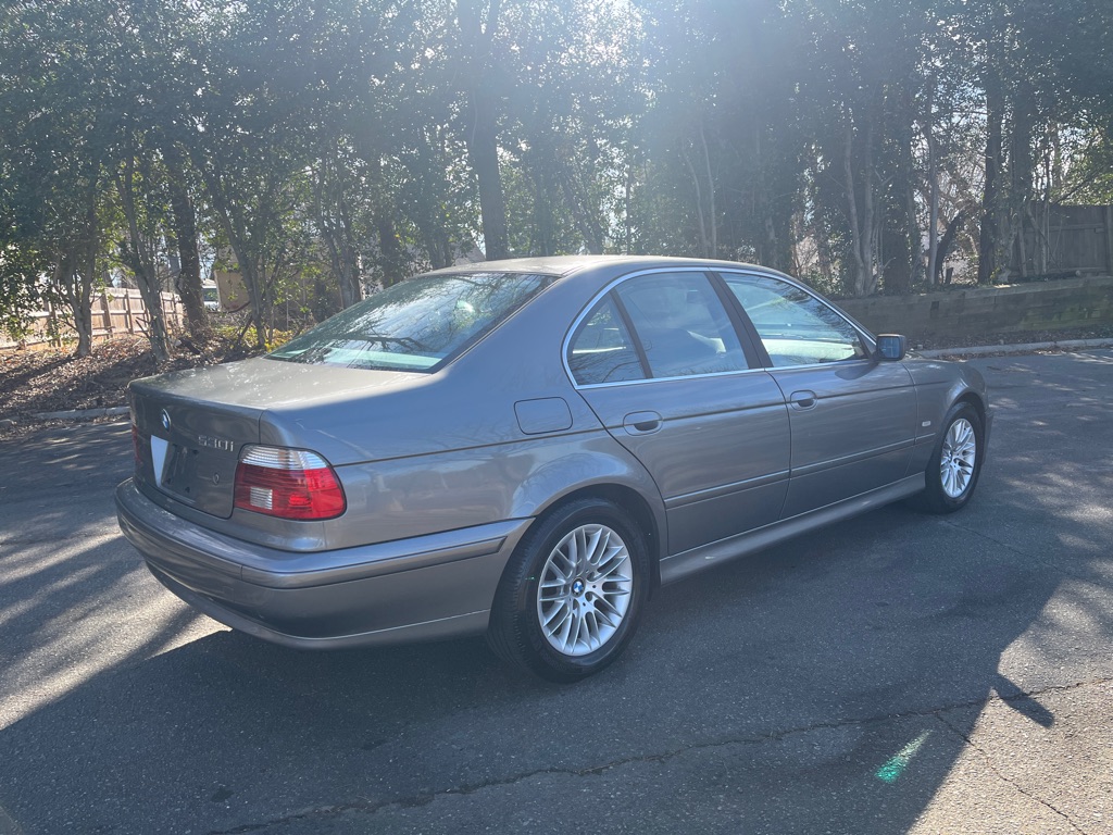 2002 BMW 5-Series 530i photo