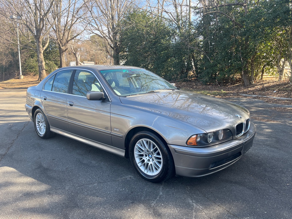 2002 BMW 5-Series 530i photo