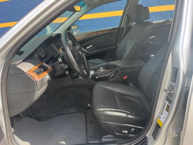 BMW5 Series 535i xDrive Sedan 4D10