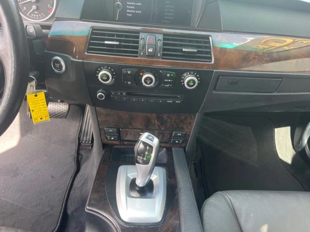 BMW5 Series 535i xDrive Sedan 4D13