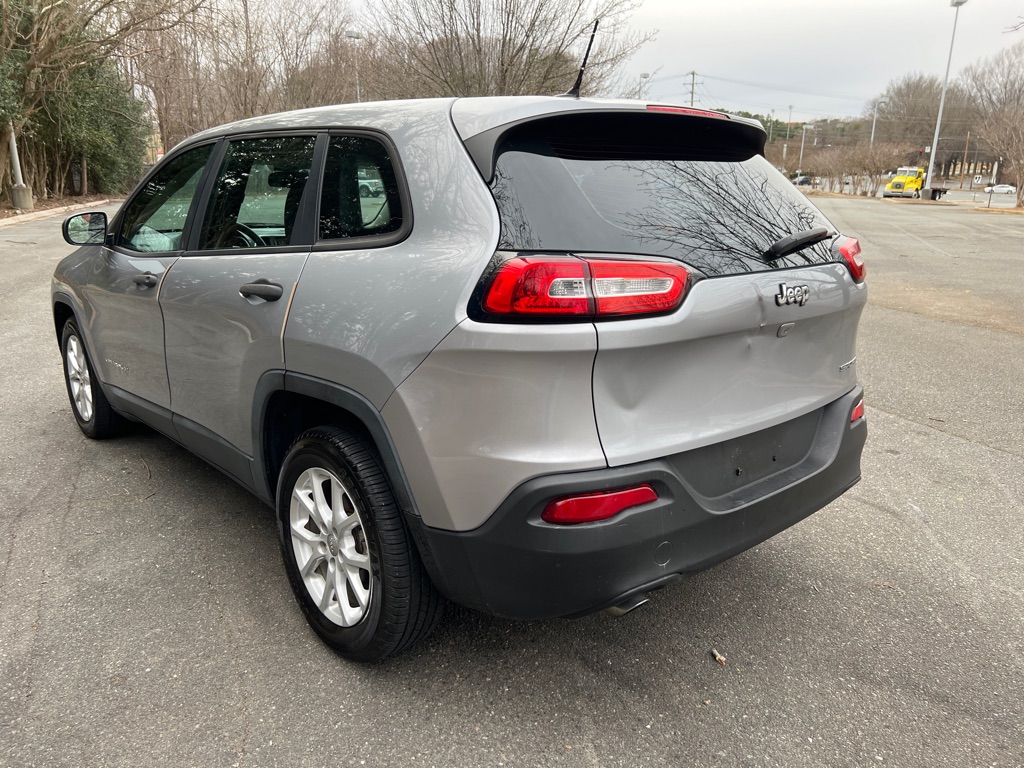 2014 Jeep Cherokee Sport photo