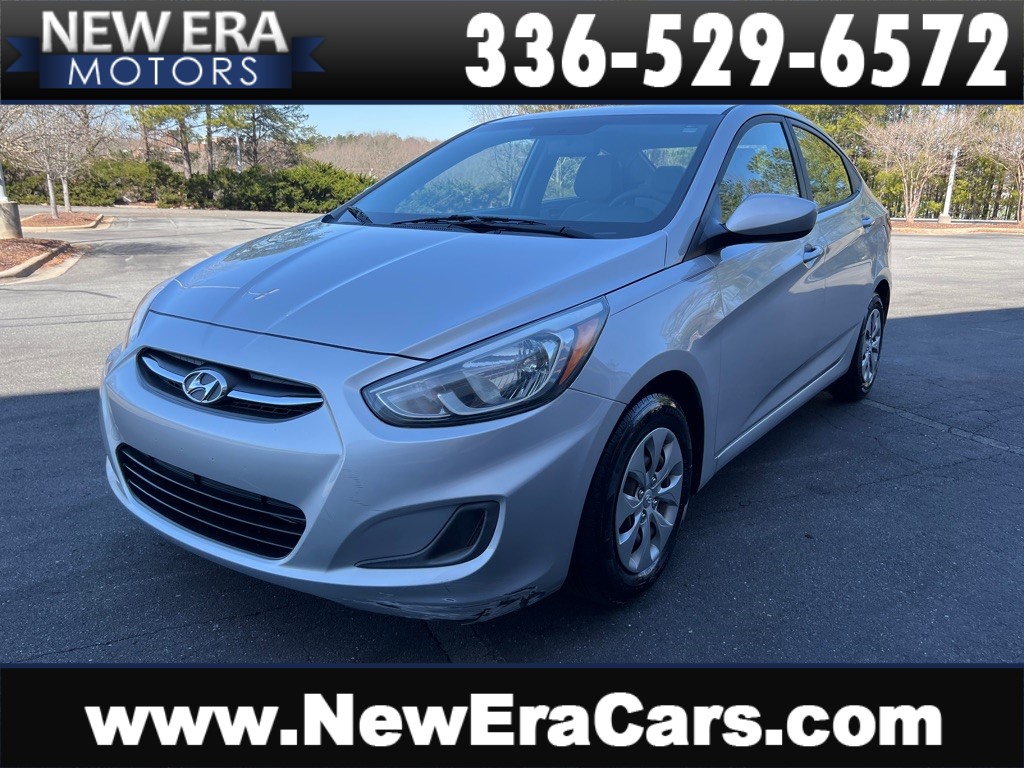 2016 Hyundai Accent SE  photo