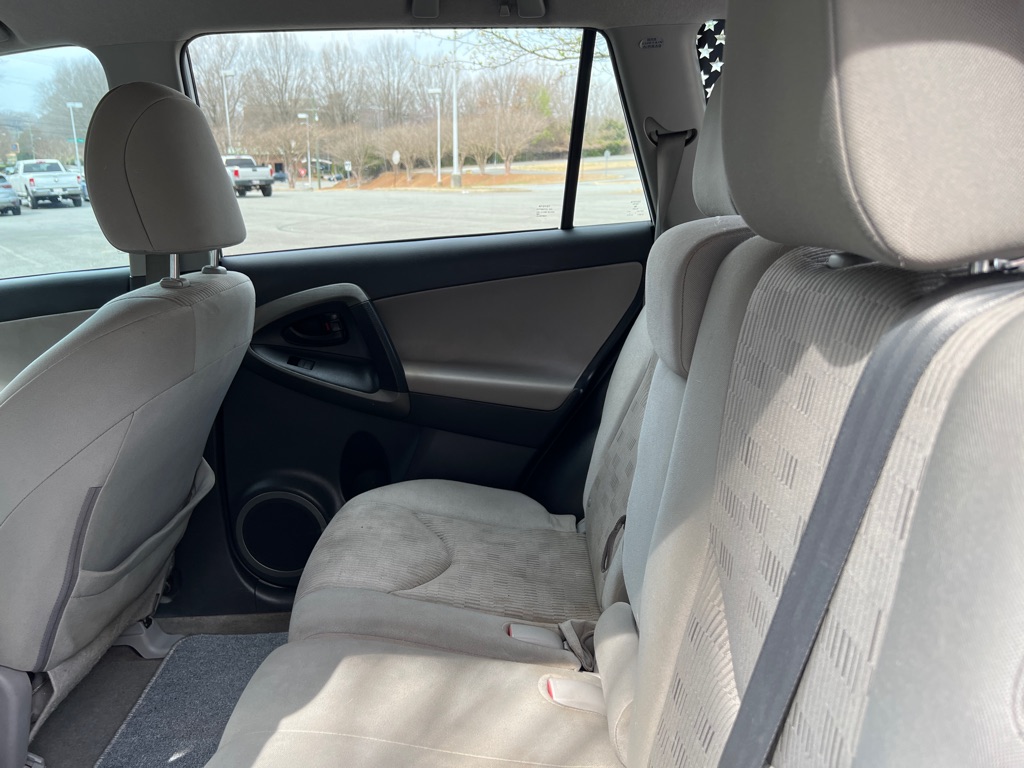 2012 Toyota RAV4 photo