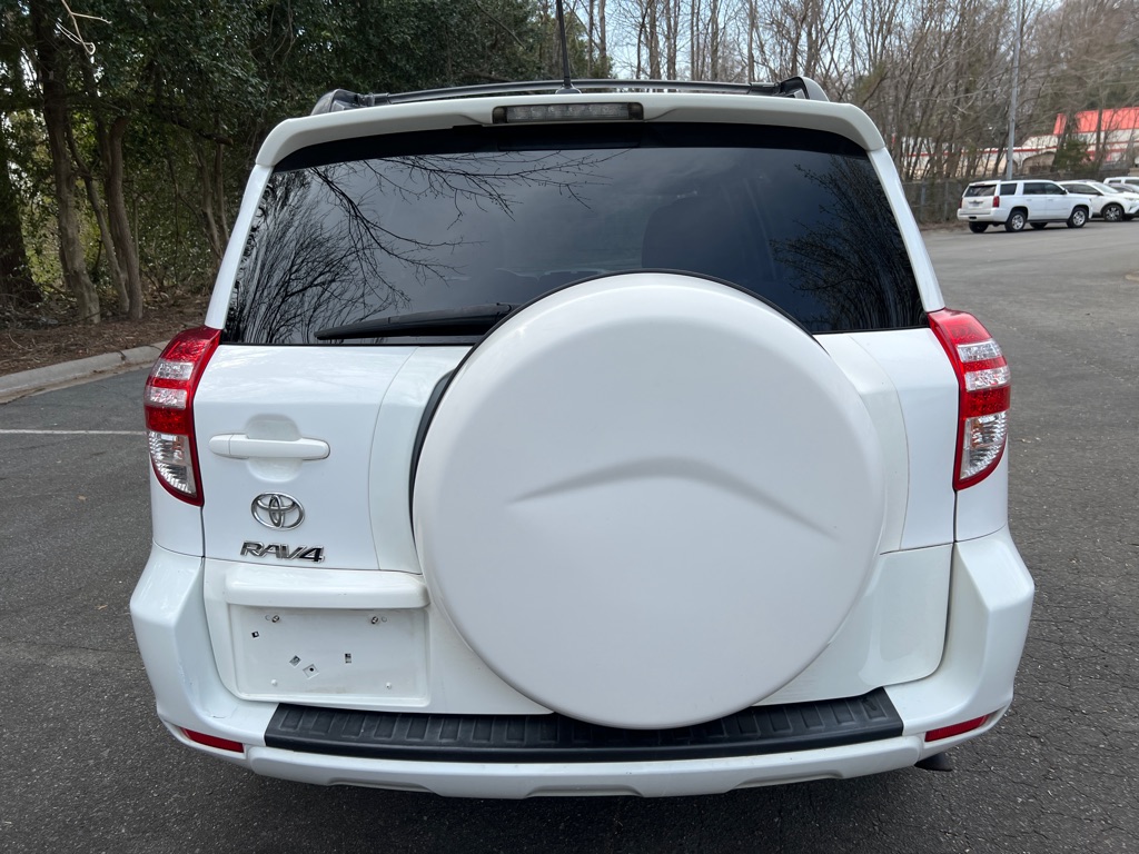2012 Toyota RAV4 photo
