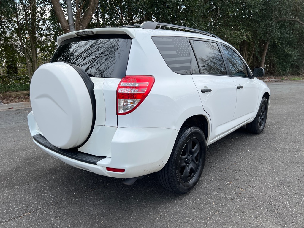 2012 Toyota RAV4 photo