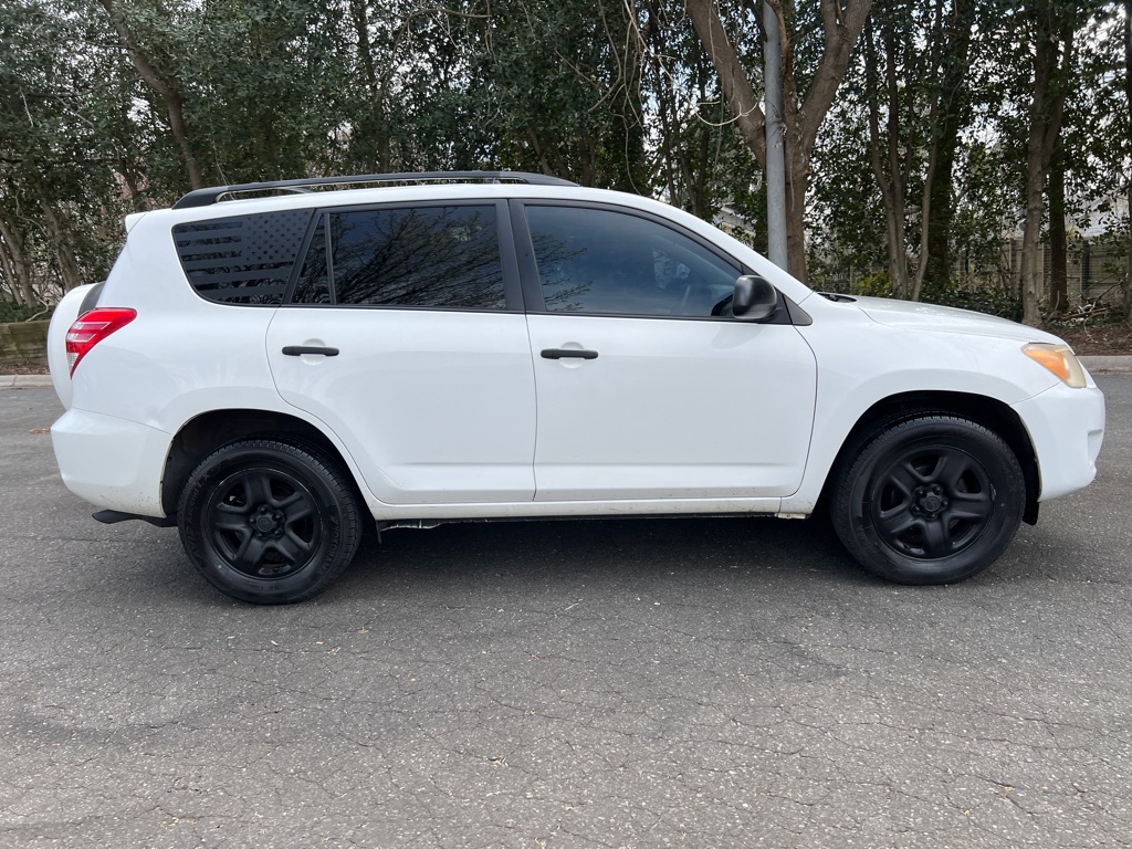 2012 Toyota RAV4 photo