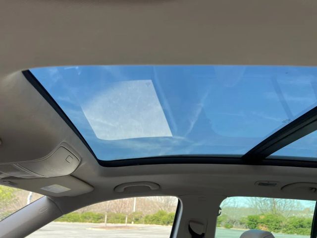 VolkswagenTiguan 2.0T SE 4Motion Sport Utility 4D19