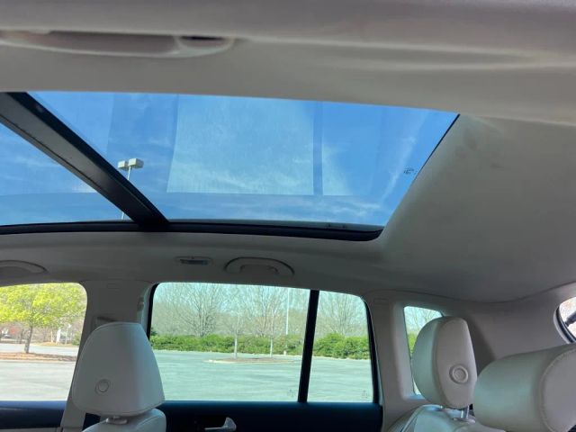 VolkswagenTiguan 2.0T SE 4Motion Sport Utility 4D22