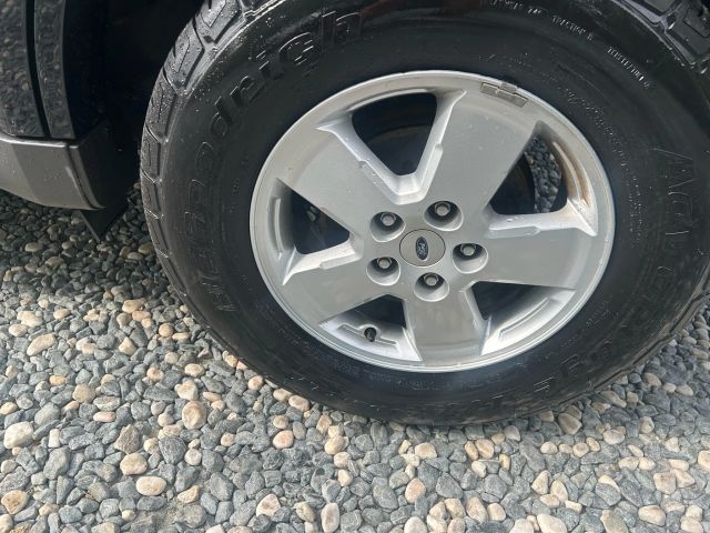 FordEscape XLT Sport Utility 4D10