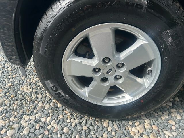 FordEscape XLT Sport Utility 4D9