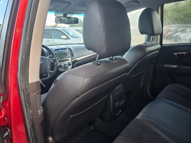 HyundaiSanta Fe SE Sport Utility 4D15