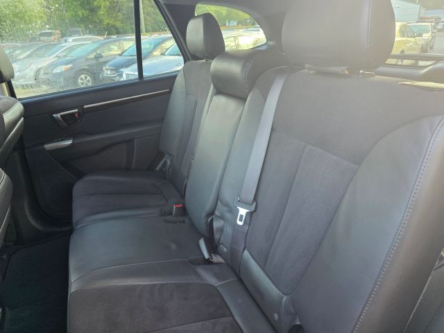 HyundaiSanta Fe SE Sport Utility 4D16