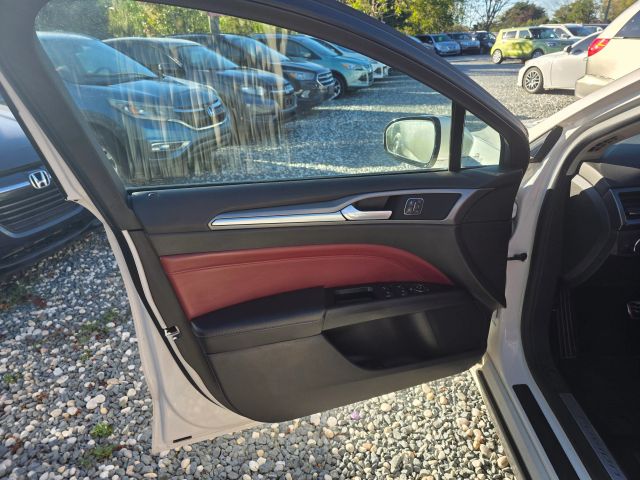 FordFusion Titanium Sedan 4D11