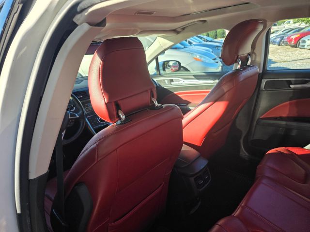 FordFusion Titanium Sedan 4D17