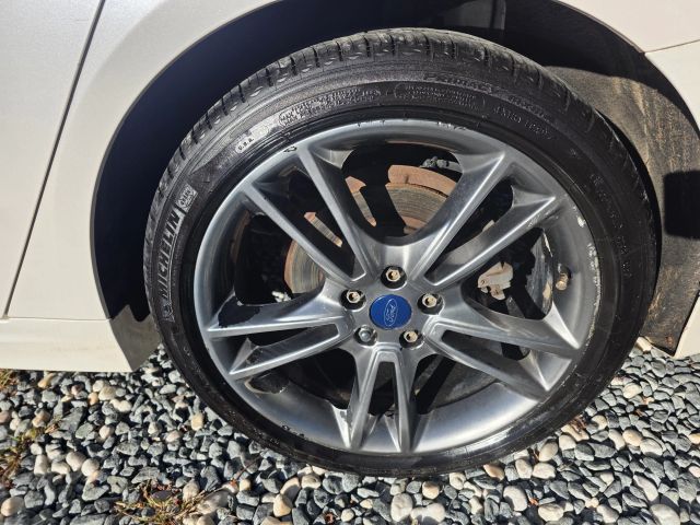 FordFusion Titanium Sedan 4D9