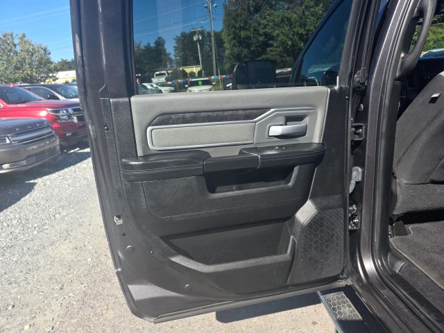 Ram2500 Crew Cab Big Horn Pickup 4D 6 1/3 ft15