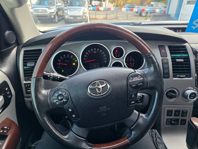 ToyotaSequoia Platinum Sport Utility 4D12