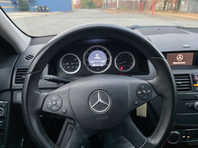 Mercedes-BenzC-Class C 300 4MATIC Luxury Sedan 4D12