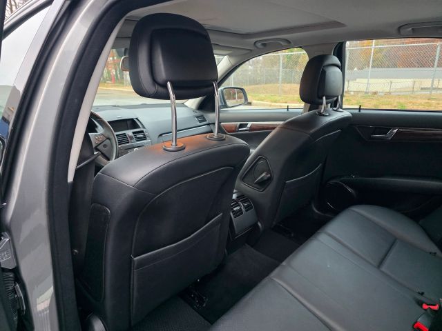 Mercedes-BenzC-Class C 300 4MATIC Luxury Sedan 4D16