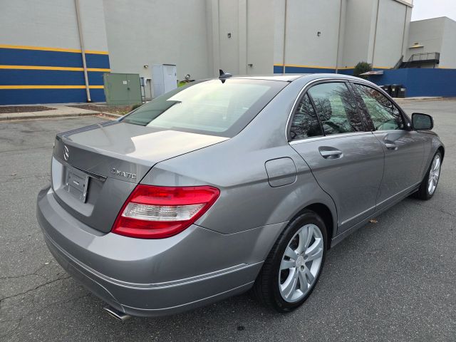 Mercedes-BenzC-Class C 300 4MATIC Luxury Sedan 4D5