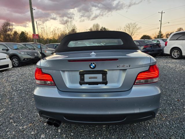 BMW1-Series 135i 2D Convertible6