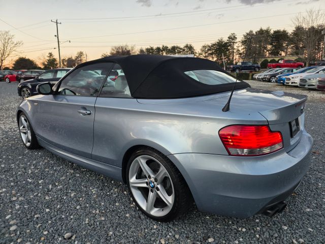 BMW1-Series 135i 2D Convertible7