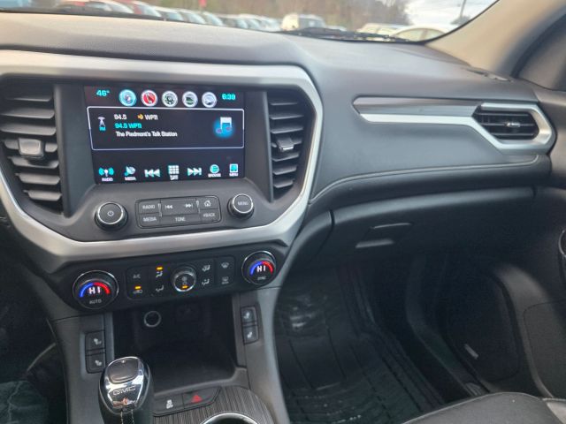 GMCAcadia SLT-2 Sport Utility 4D13