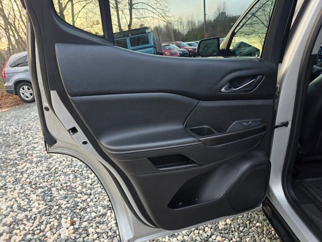 GMCAcadia SLT-2 Sport Utility 4D16