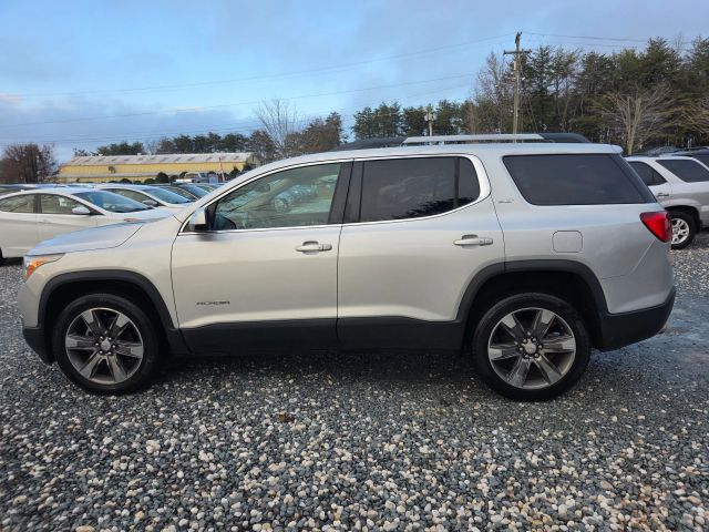 GMCAcadia SLT-2 Sport Utility 4D8