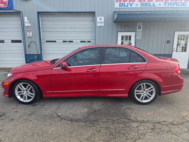 Mercedes-BenzC-Class C 250 Luxury Sedan 4D8