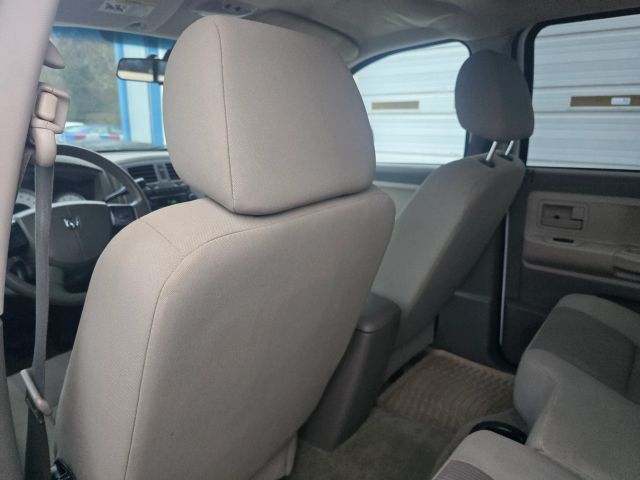 DodgeDakota Quad Cab SLT Pickup 4D 5 1/2 ft15