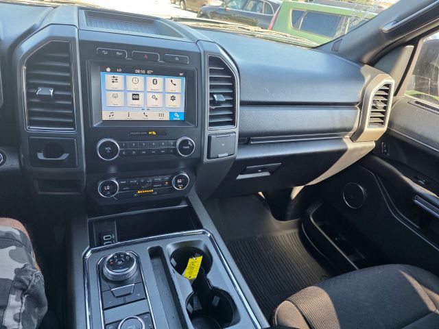 FordExpedition MAX XLT Sport Utility 4D13